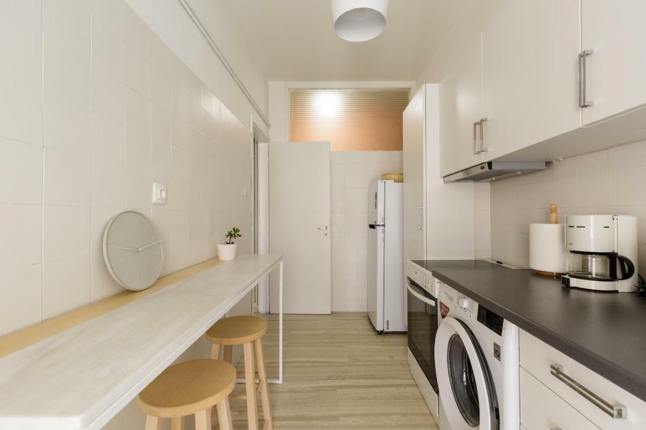 Elegant Coral Apartment Афіни Екстер'єр фото